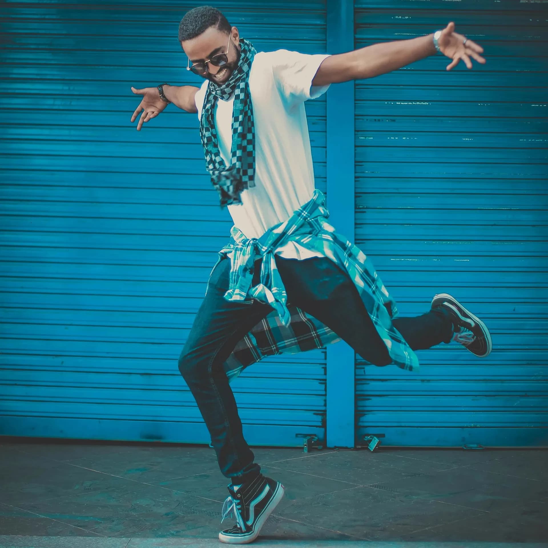 Move & Dance